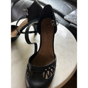 Mia Ankle Strap Women’s Shoes Size 7.5